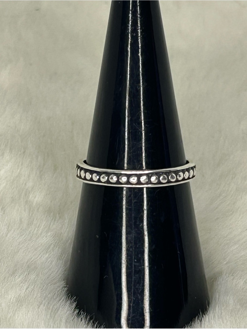 SILPADA DOT BAND RING